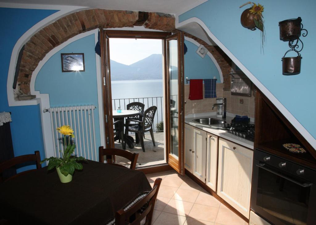 Casale Fe-Wo - Appartamenti Con Vista Lago Cannero Riviera Pokój zdjęcie