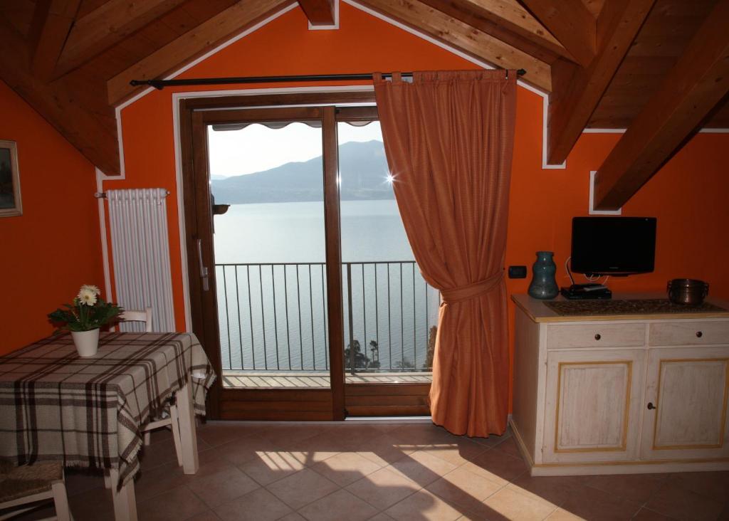 Casale Fe-Wo - Appartamenti Con Vista Lago Cannero Riviera Pokój zdjęcie