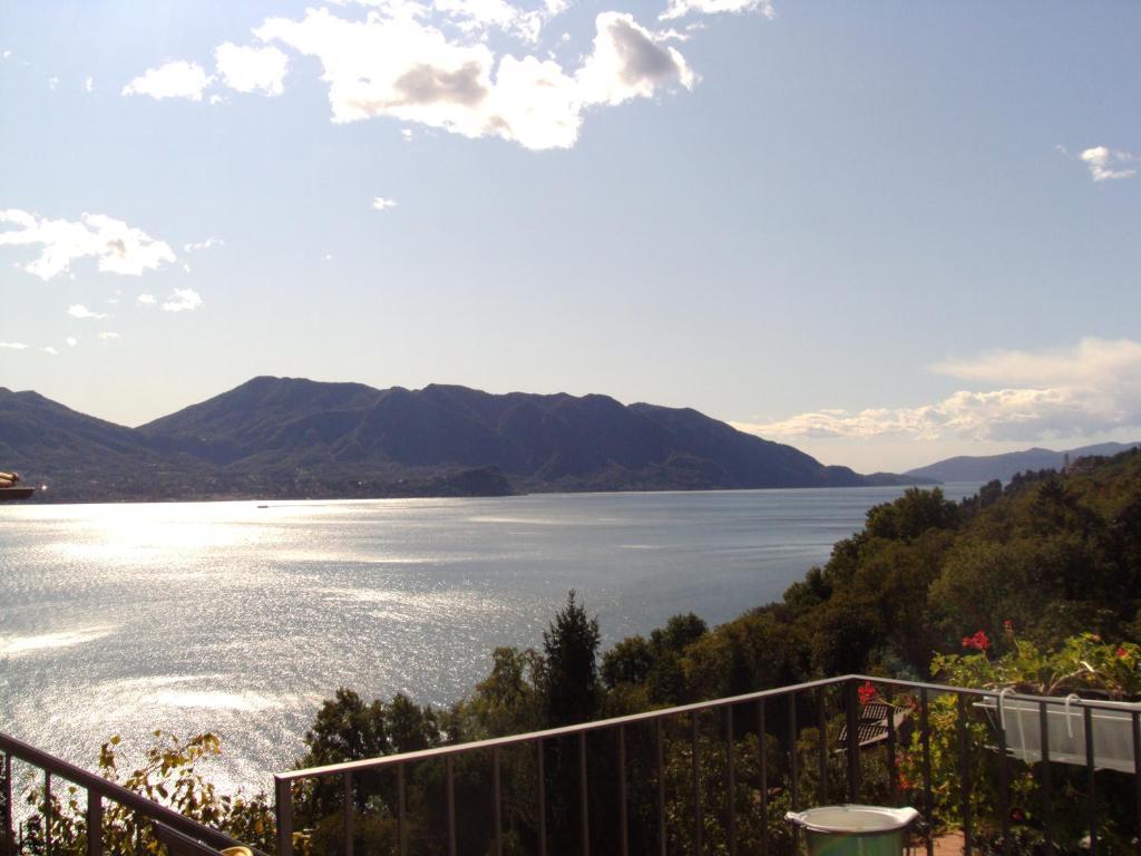 Casale Fe-Wo - Appartamenti Con Vista Lago Cannero Riviera Pokój zdjęcie